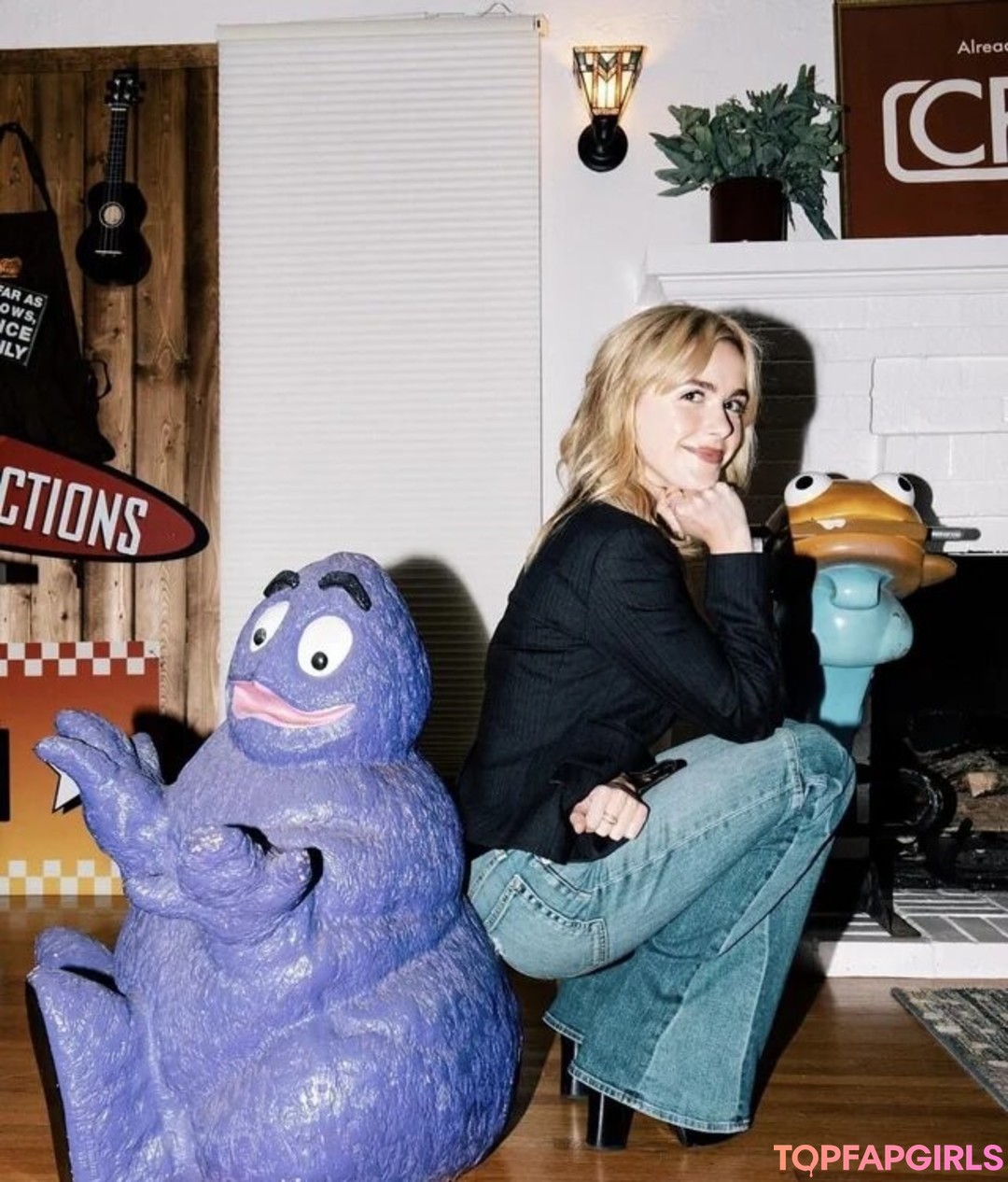 Nagie wyciekłe zdjęcie OnlyFans od Kiernan Shipka #1143