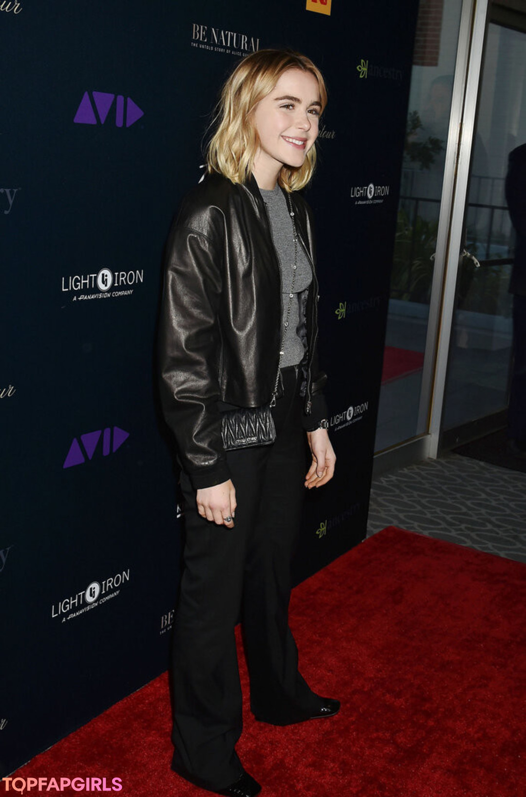Nagie wyciekłe zdjęcie OnlyFans od Kiernan Shipka #1221