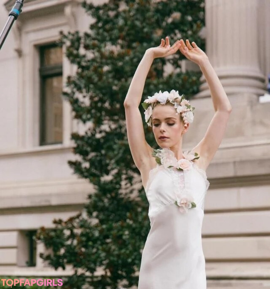 Nagie wyciekłe zdjęcie OnlyFans od Kiernan Shipka #1622