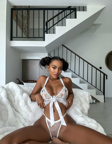 Nagie wyciekłe zdjęcie OnlyFans od Sexypetiteasiangirl