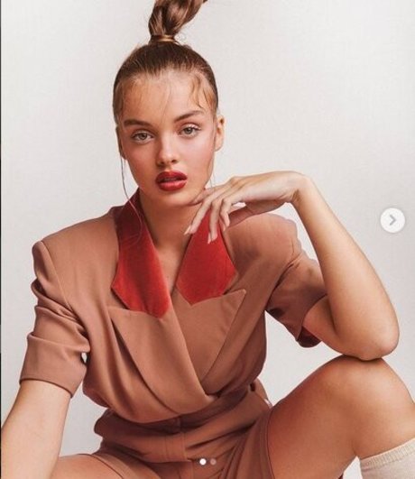 Anna Zak