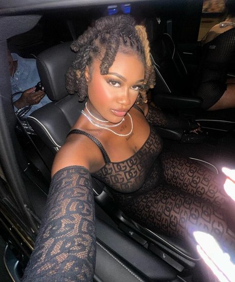 Nagie wyciekłe zdjęcie OnlyFans od Kaliii