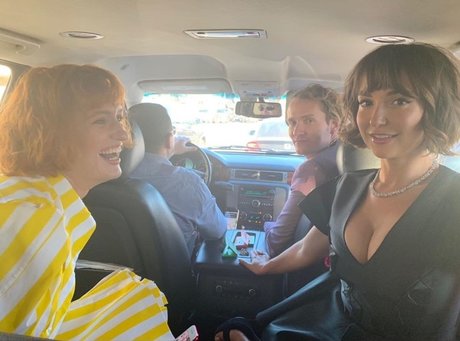Milana Vayntrub