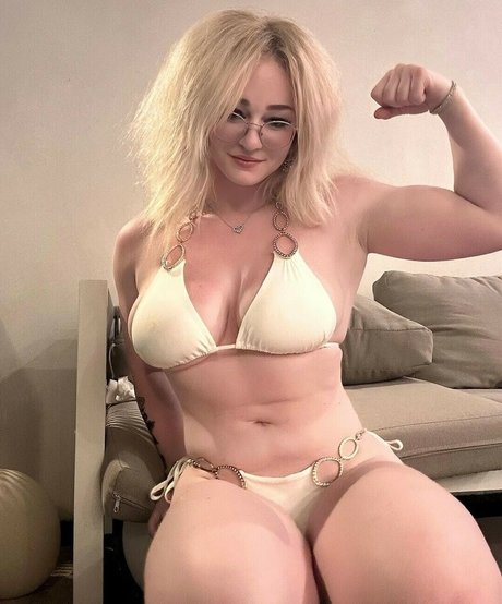 Nagie wyciekłe zdjęcie OnlyFans od Chloethehokage