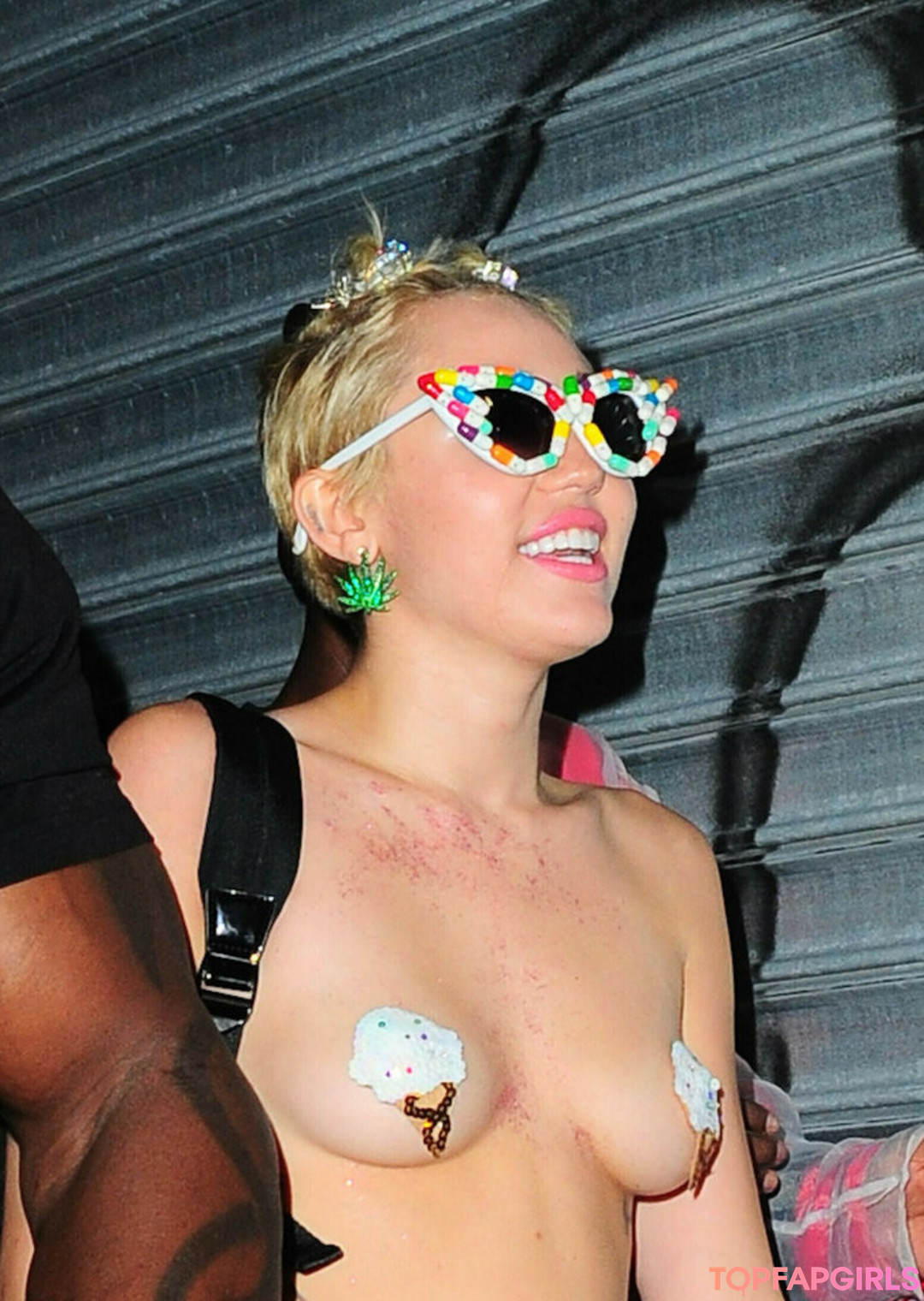 Nagie wyciekłe zdjęcie OnlyFans od Miley Cyrus #1361