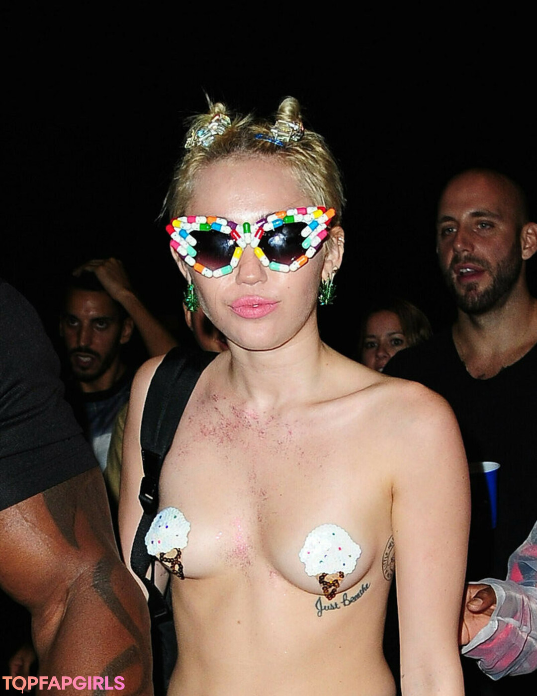 Nagie wyciekłe zdjęcie OnlyFans od Miley Cyrus #1362