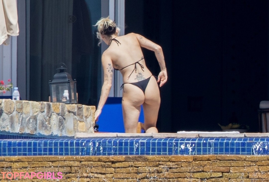 Nagie wyciekłe zdjęcie OnlyFans od Miley Cyrus #1602