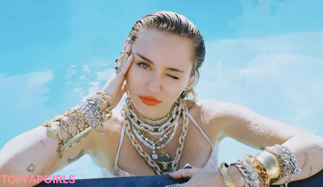 Nagie wyciekłe zdjęcie OnlyFans od Miley Cyrus #1635