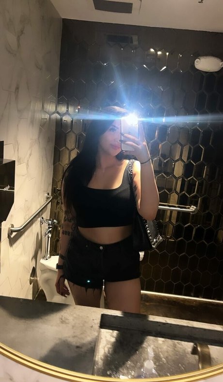 Nagie wyciekłe zdjęcie OnlyFans od Yourfutureexwifey
