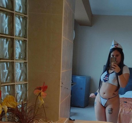 Nagie wyciekłe zdjęcie OnlyFans od Daphnetae
