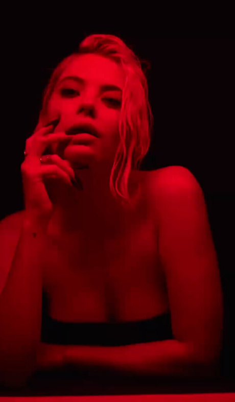 Ashley Benson