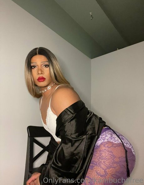 Nagie wyciekłe zdjęcie OnlyFans od Kambuchafree