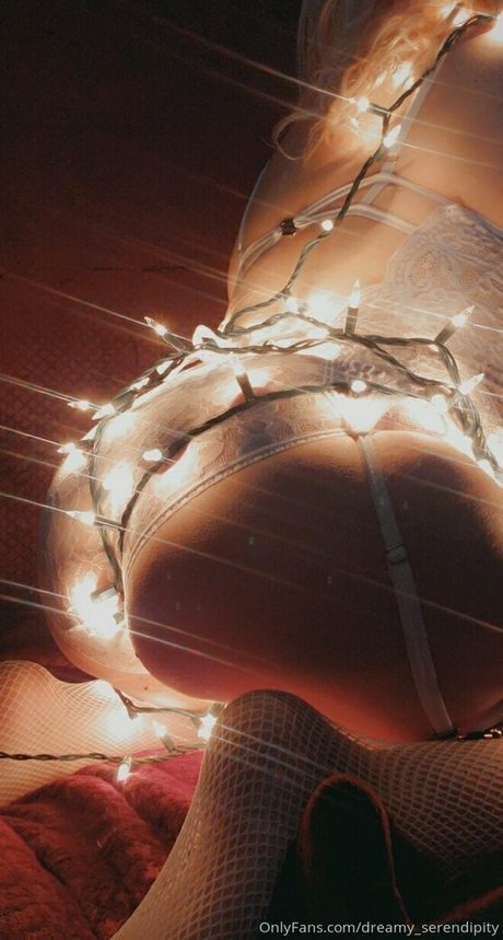 Nagie wyciekłe zdjęcie OnlyFans od Dreamyserendipity