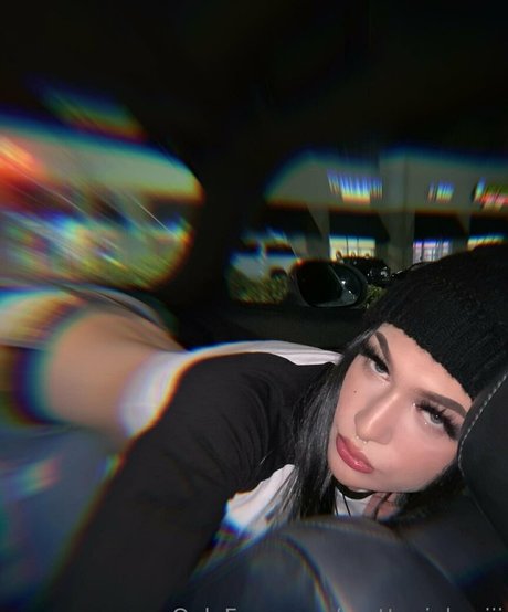 Nagie wyciekłe zdjęcie OnlyFans od Prettypinkuziii
