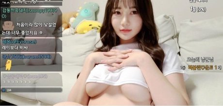 Nagie wyciekłe zdjęcie OnlyFans od Xiaoeun