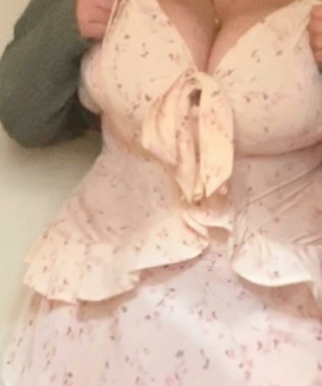 Nagie wyciekłe zdjęcie OnlyFans od Nikkie Ginger