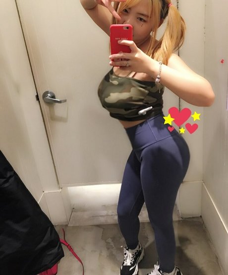Nagie wyciekłe zdjęcie OnlyFans od Velvet7