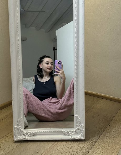 Nagie wyciekłe zdjęcie OnlyFans od Leliloo