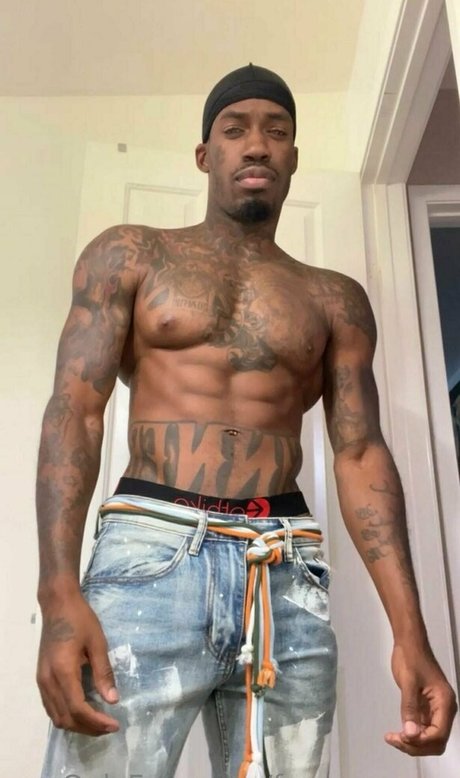Nagie wyciekłe zdjęcie OnlyFans od Freepressure