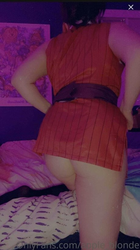 Nagie wyciekłe zdjęcie OnlyFans od Appleblonde