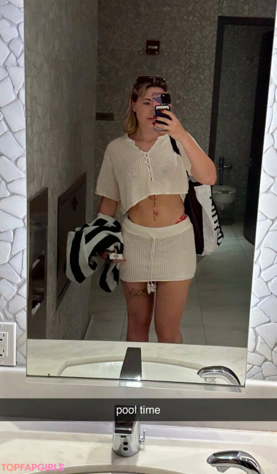 Nagie wyciekłe zdjęcie OnlyFans od Pineapplebrat #1007