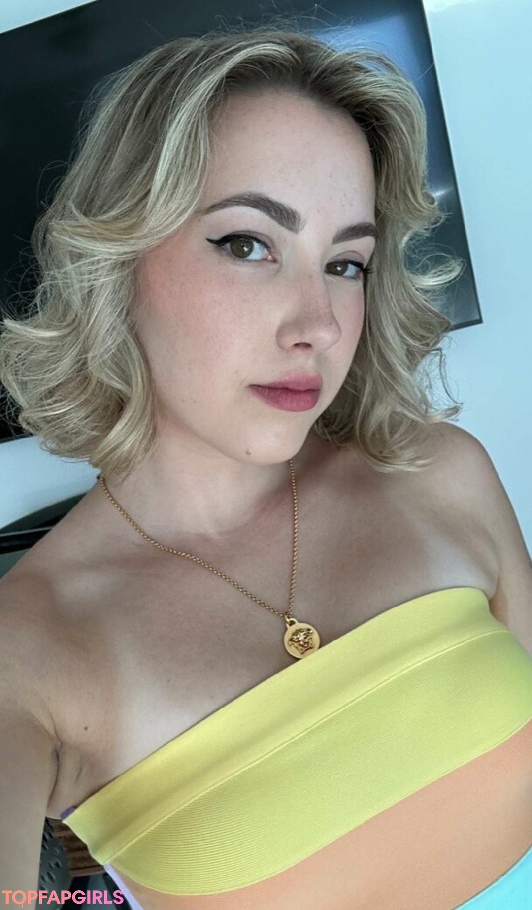Nagie wyciekłe zdjęcie OnlyFans od Pineapplebrat #1036