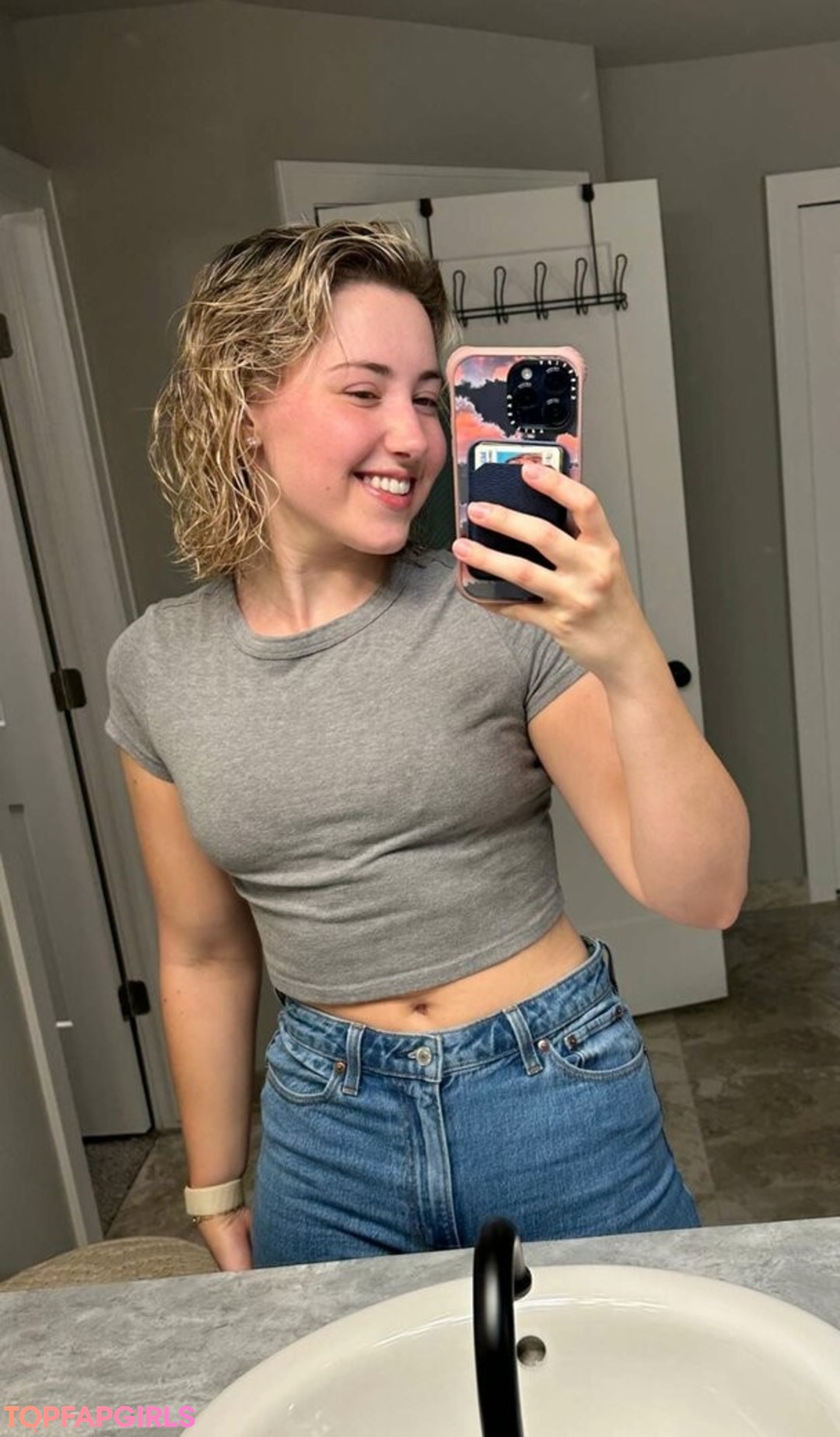 Nagie wyciekłe zdjęcie OnlyFans od Pineapplebrat #1060
