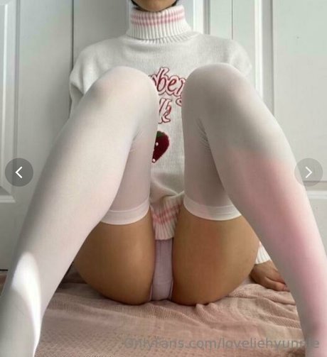 Nagie wyciekłe zdjęcie OnlyFans od Loveliehyunnie
