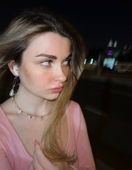 Nagie wyciekłe zdjęcie OnlyFans od Arina Berdnikova