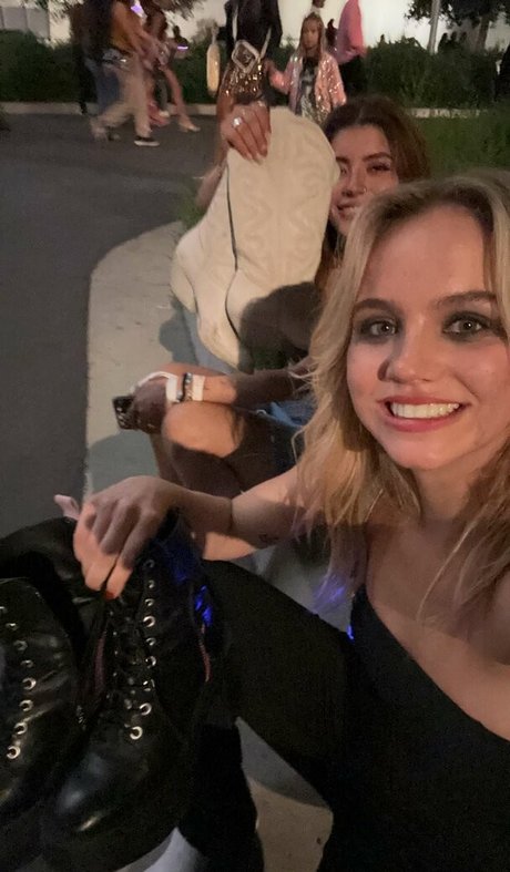 Nagie wyciekłe zdjęcie OnlyFans od Emma Brooks