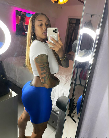 Nagie wyciekłe zdjęcie OnlyFans od Iamnikitaknight