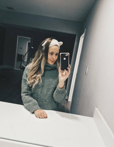 Nagie wyciekłe zdjęcie OnlyFans od Rosiebones
