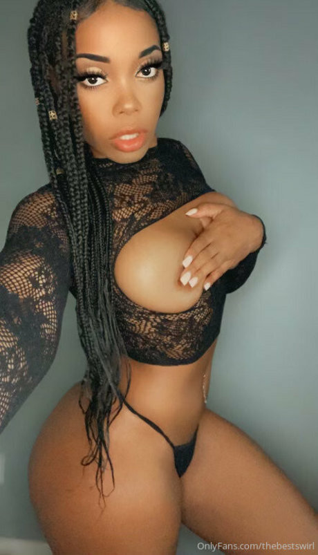 Nagie wyciekłe zdjęcie OnlyFans od Thebestswirl