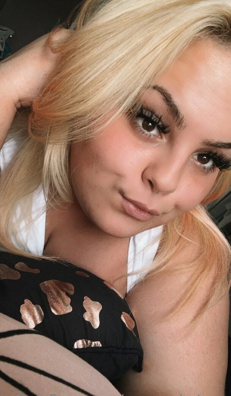 Nagie wyciekłe zdjęcie OnlyFans od Creamykatexo