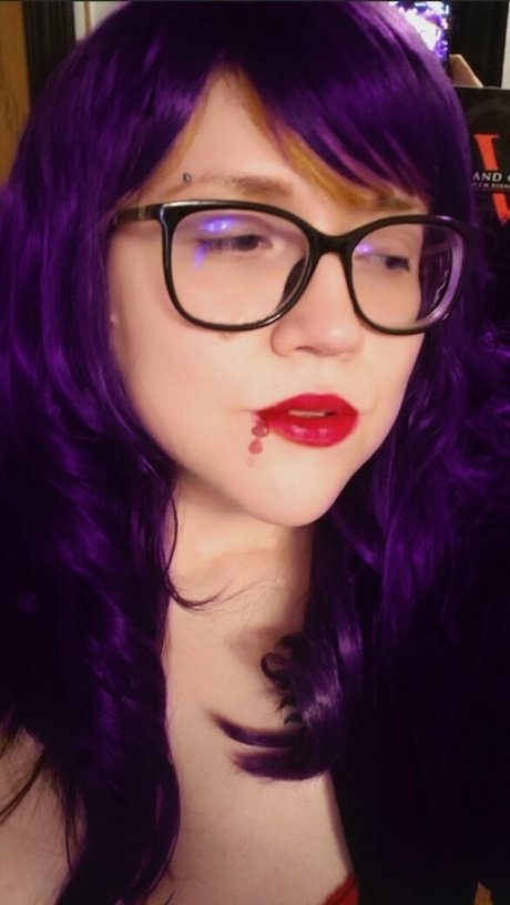 Nagie wyciekłe zdjęcie OnlyFans od Vvpurplerosevv