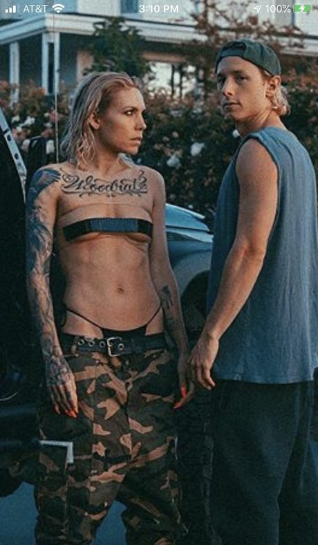 Nagie wyciekłe zdjęcie OnlyFans od Skylar Grey