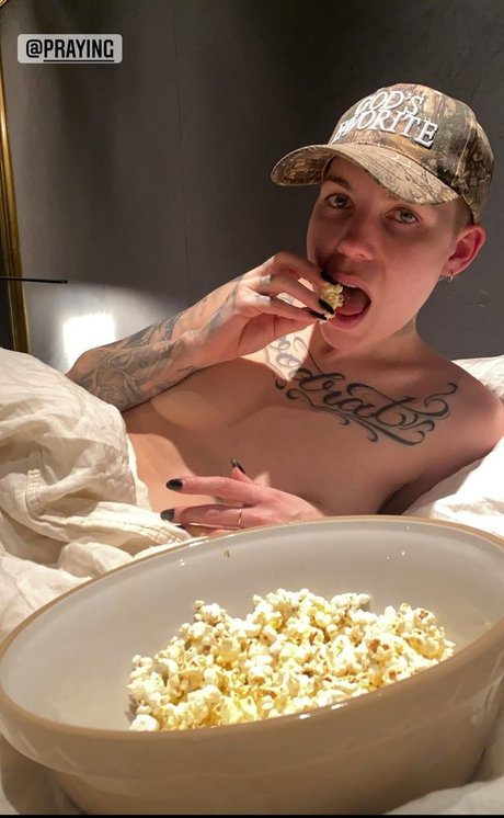 Nagie wyciekłe zdjęcie OnlyFans od Skylar Grey