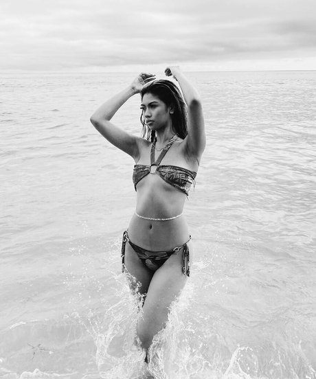 Nagie wyciekłe zdjęcie OnlyFans od Alyanna Joelle