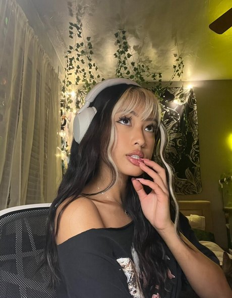 Nagie wyciekłe zdjęcie OnlyFans od Gabbyhua