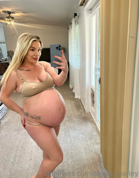 Alexisjobailey