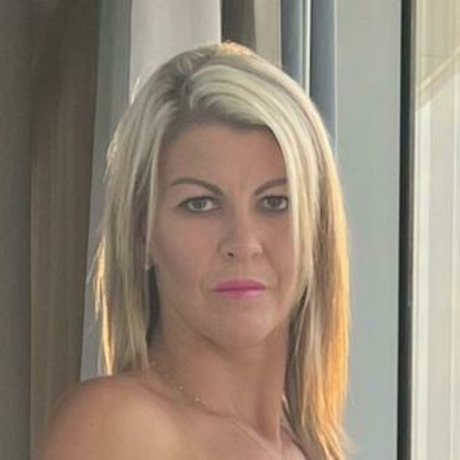 Nagie wyciekłe zdjęcie OnlyFans od Fitwife1983