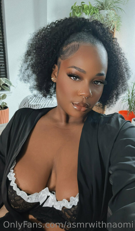 Asmrwithnaomi