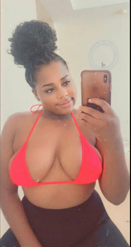 Asmrwithnaomi
