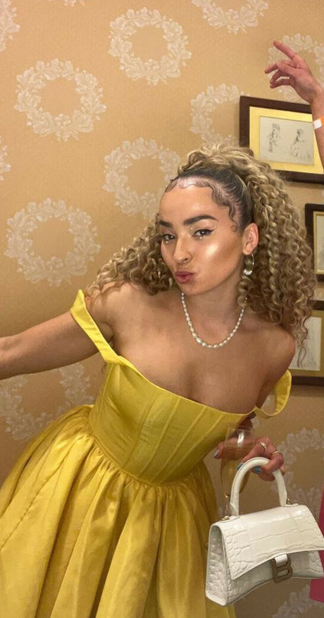 Nagie wyciekłe zdjęcie OnlyFans od Ella Eyre