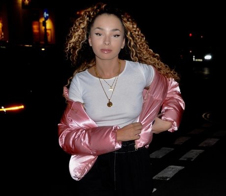 Nagie wyciekłe zdjęcie OnlyFans od Ella Eyre