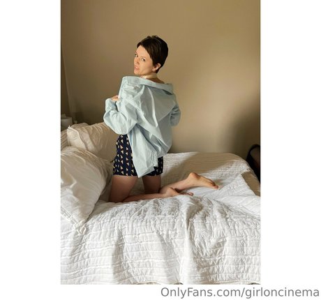 Nagie wyciekłe zdjęcie OnlyFans od Girl On Cinema