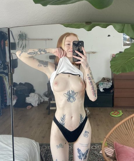 Nagie wyciekłe zdjęcie OnlyFans od Naiadthenymph