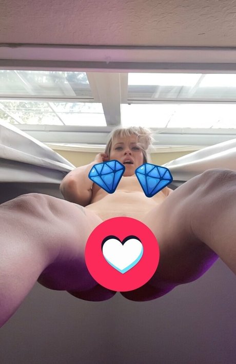 Nagie wyciekłe zdjęcie OnlyFans od Deargoddesssara