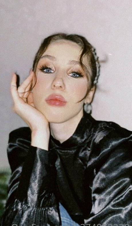 Nagie wyciekłe zdjęcie OnlyFans od Lilylong