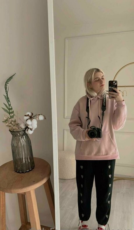 Nagie wyciekłe zdjęcie OnlyFans od Llittleeva
